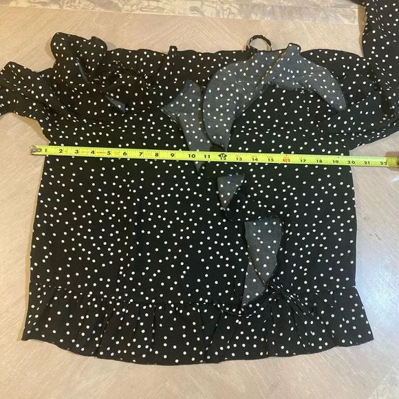 Cold Shoulder Ruffled Spaghetti Strap Dots Print Blouse - Picture 7 of 7